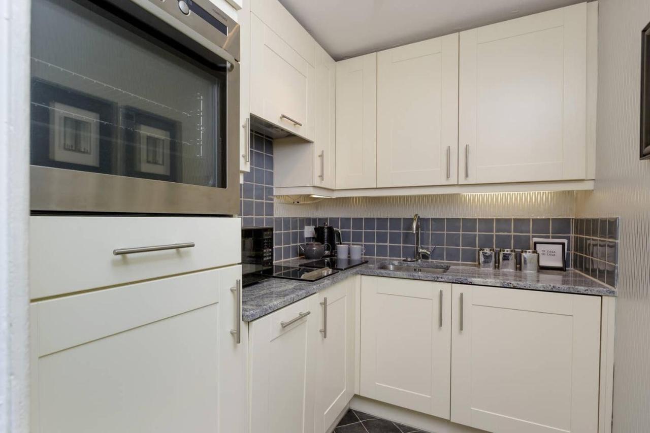אדינבורו Joivy Exclusive Apartment At The Heart Of New Town מראה חיצוני תמונה
